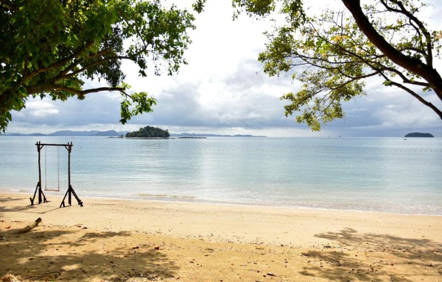 Phuket Hidden Tropical Haven