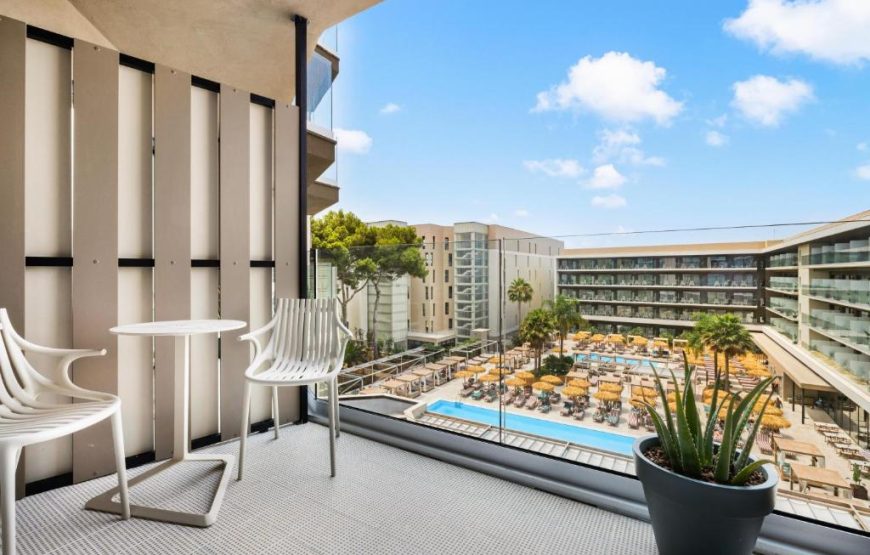 Palma de Mallorca Golden Elegance