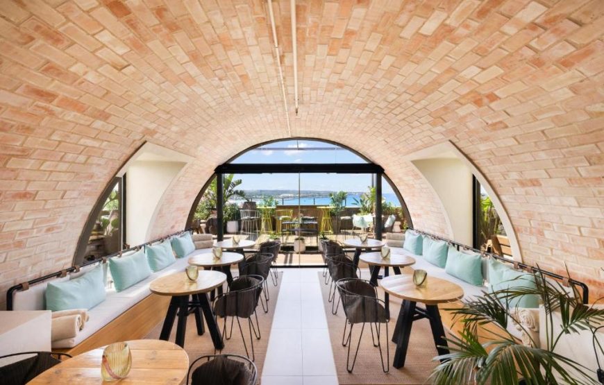 Palma de Mallorca Golden Elegance