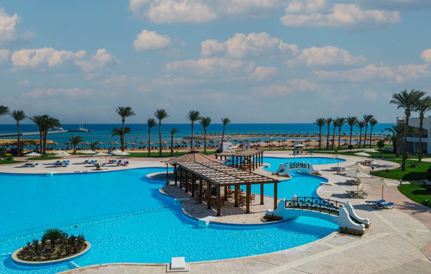 Hurghada 4-Star Aqua Resort Stay