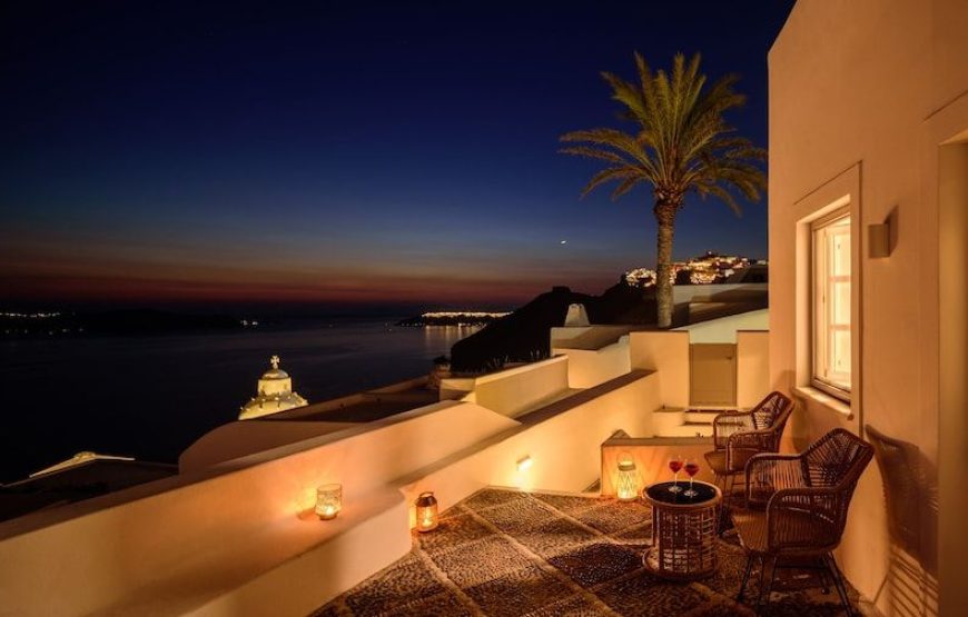 Santorini Fira Romantic Charm