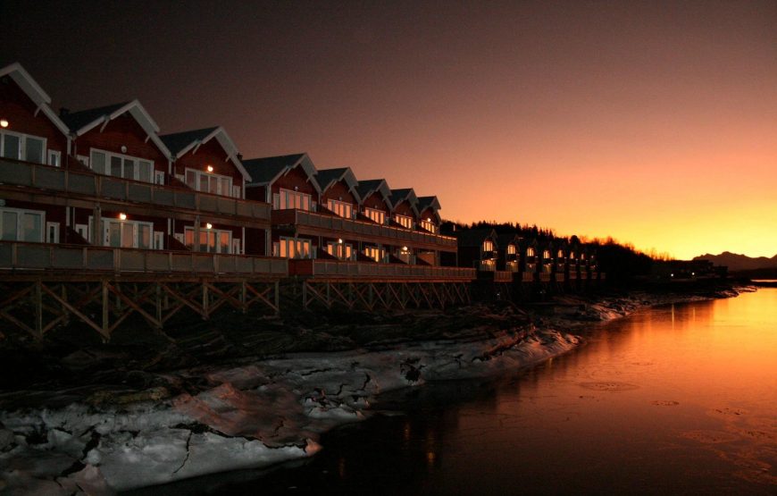 Tromsø Northen Lights Resort Experience