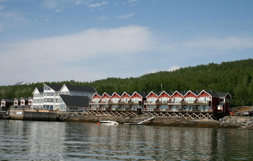 Tromsø Northen Lights Resort Experience