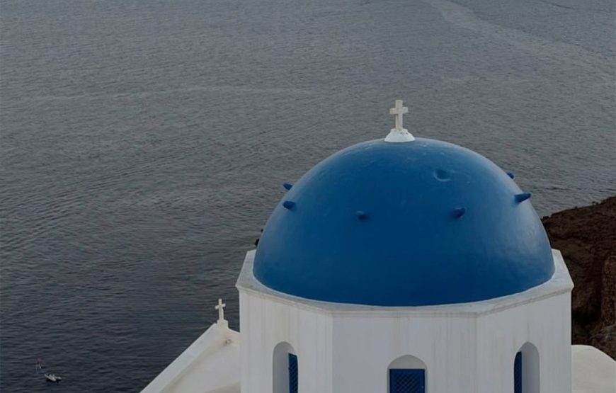Santorini Caldera Luxury Retreat